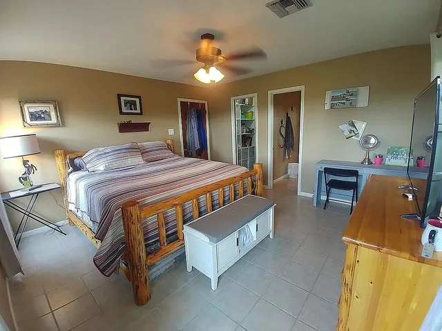 $874,900 | 105 Red Tip Lane, Brenham, TX 77833