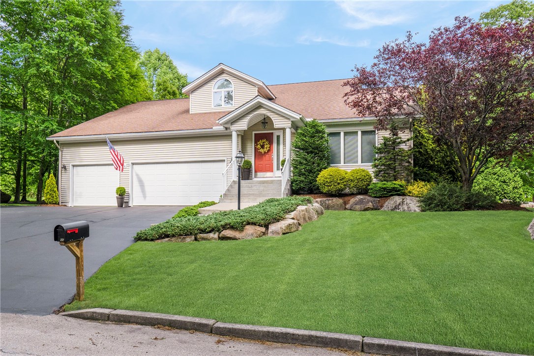 66 Peveril Road Cranston, RI 02921 - Photo 1 of 48 Gallery Image 1