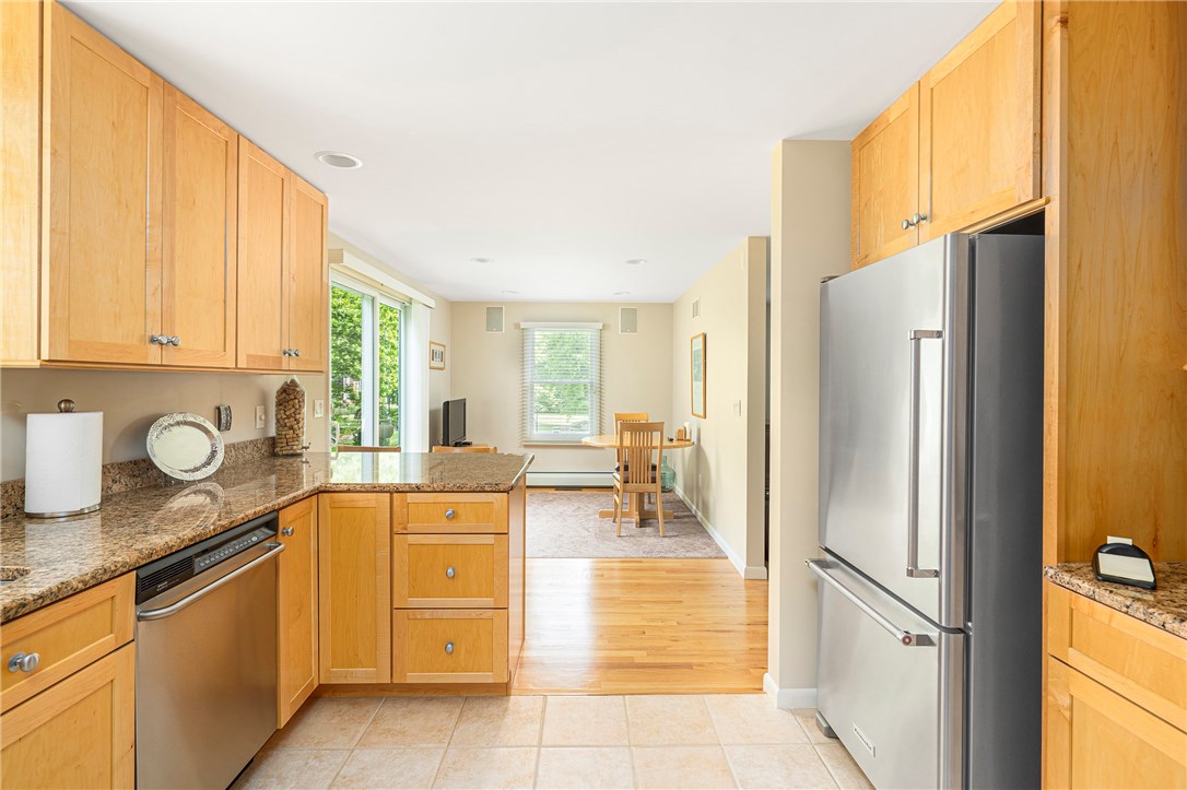 66 Peveril Road Cranston, RI 02921 - Photo 25 of 48 Gallery Image 25