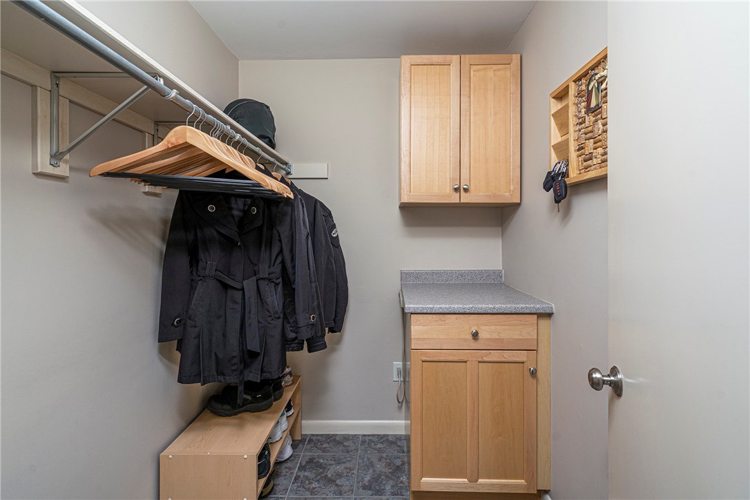 66 Peveril Road Cranston, RI 02921 - Photo 29 of 48 Gallery Image 29
