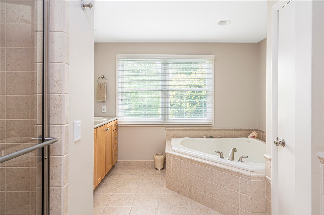 66 Peveril Road Cranston, RI 02921 - Photo 35 of 48 Gallery Image 35