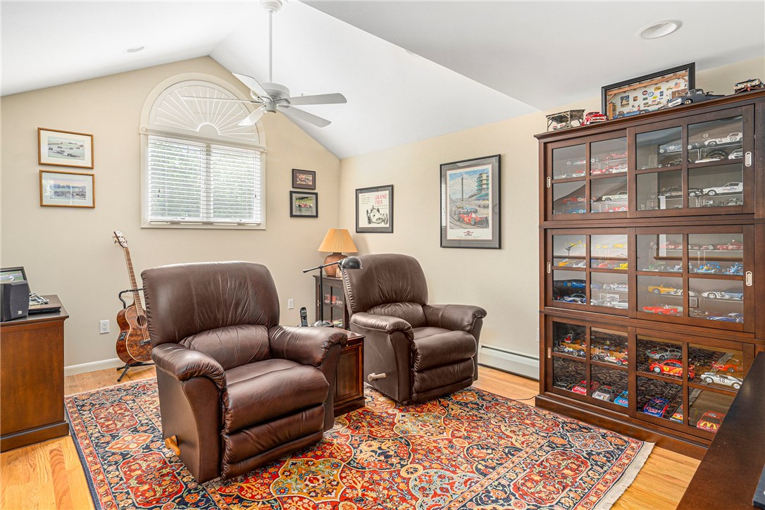 66 Peveril Road Cranston, RI 02921 - Photo 40 of 48 Gallery Image 40