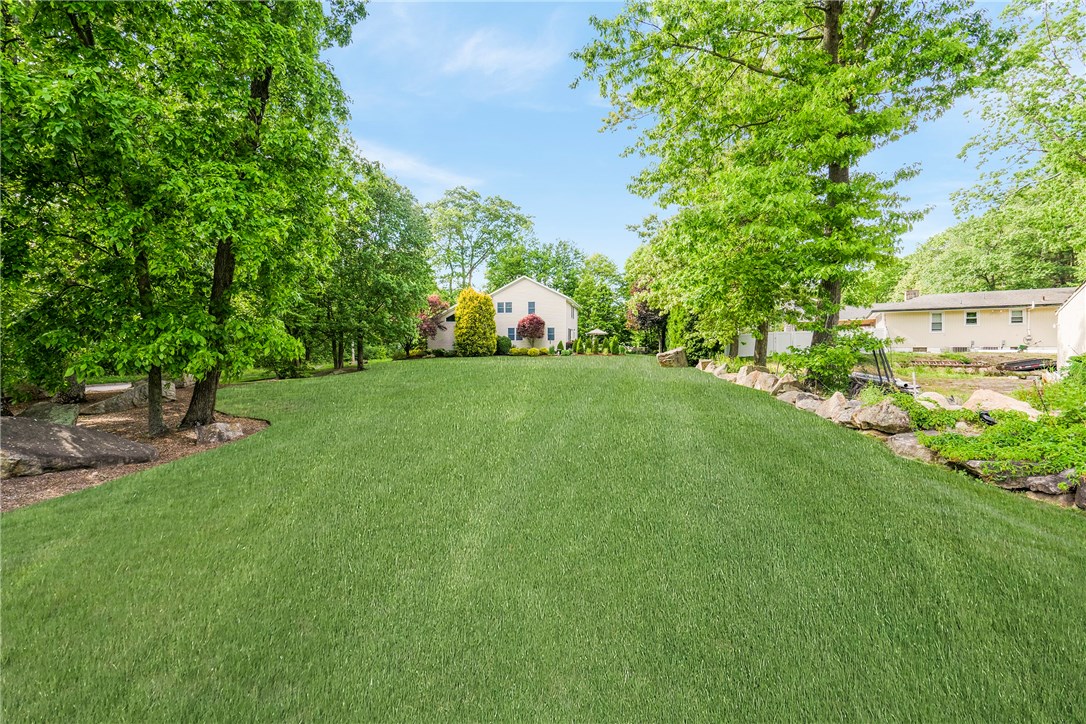 66 Peveril Road Cranston, RI 02921 - Photo 45 of 48 Gallery Image 45