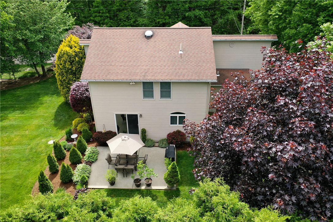 66 Peveril Road Cranston, RI 02921 - Photo 46 of 48 Gallery Image 46