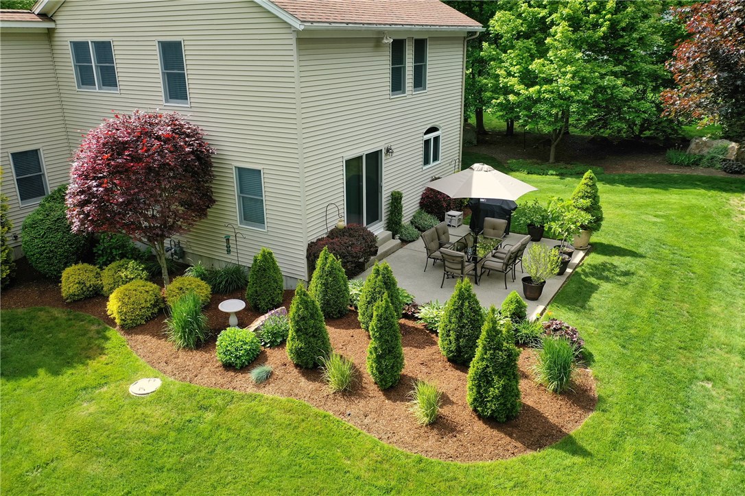 66 Peveril Road Cranston, RI 02921 - Photo 47 of 48 Gallery Image 47