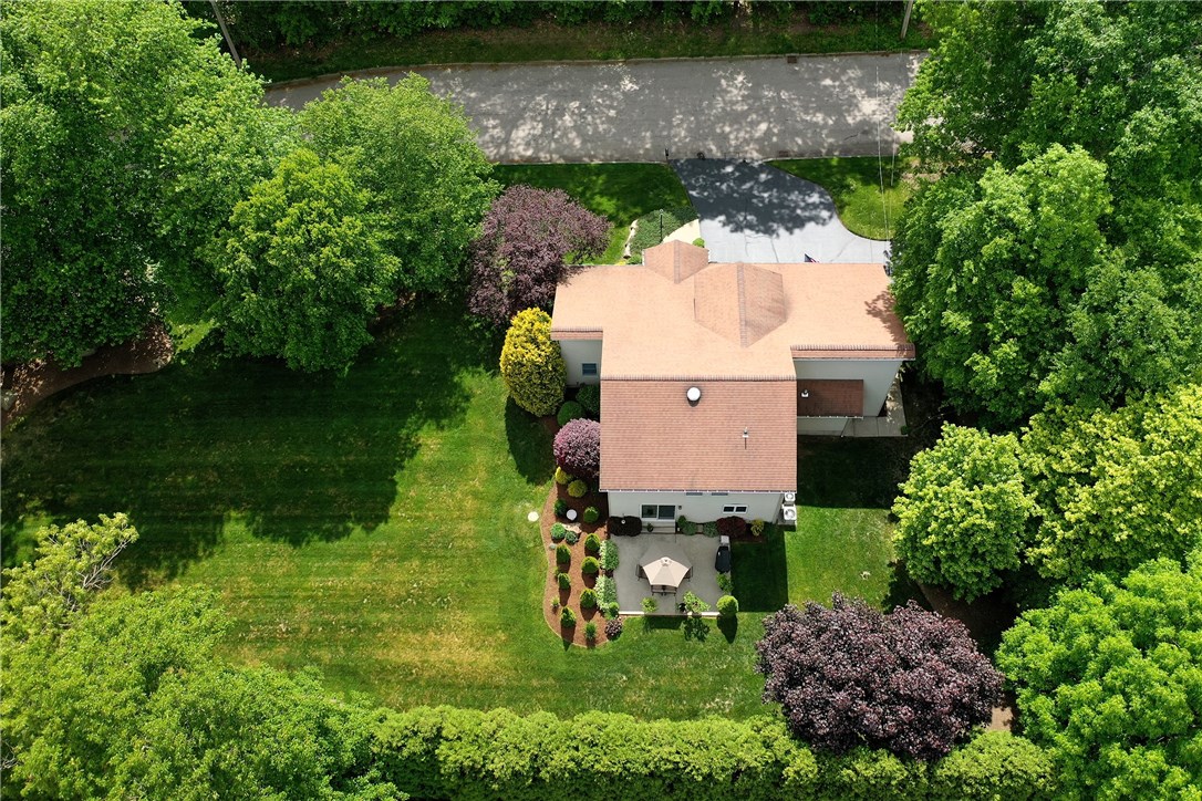 66 Peveril Road Cranston, RI 02921 - Photo 8 of 48 Gallery Image 8
