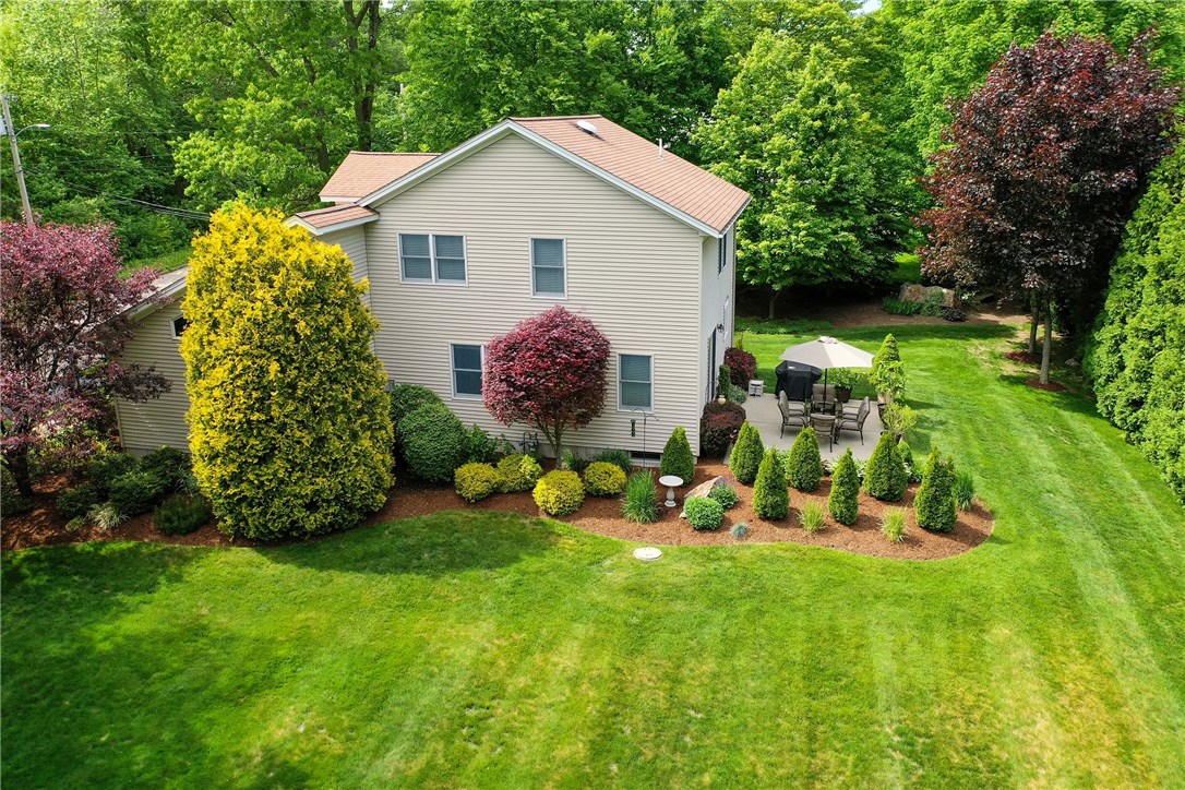 66 Peveril Road Cranston, RI 02921 - Photo 10 of 48 Gallery Image 10