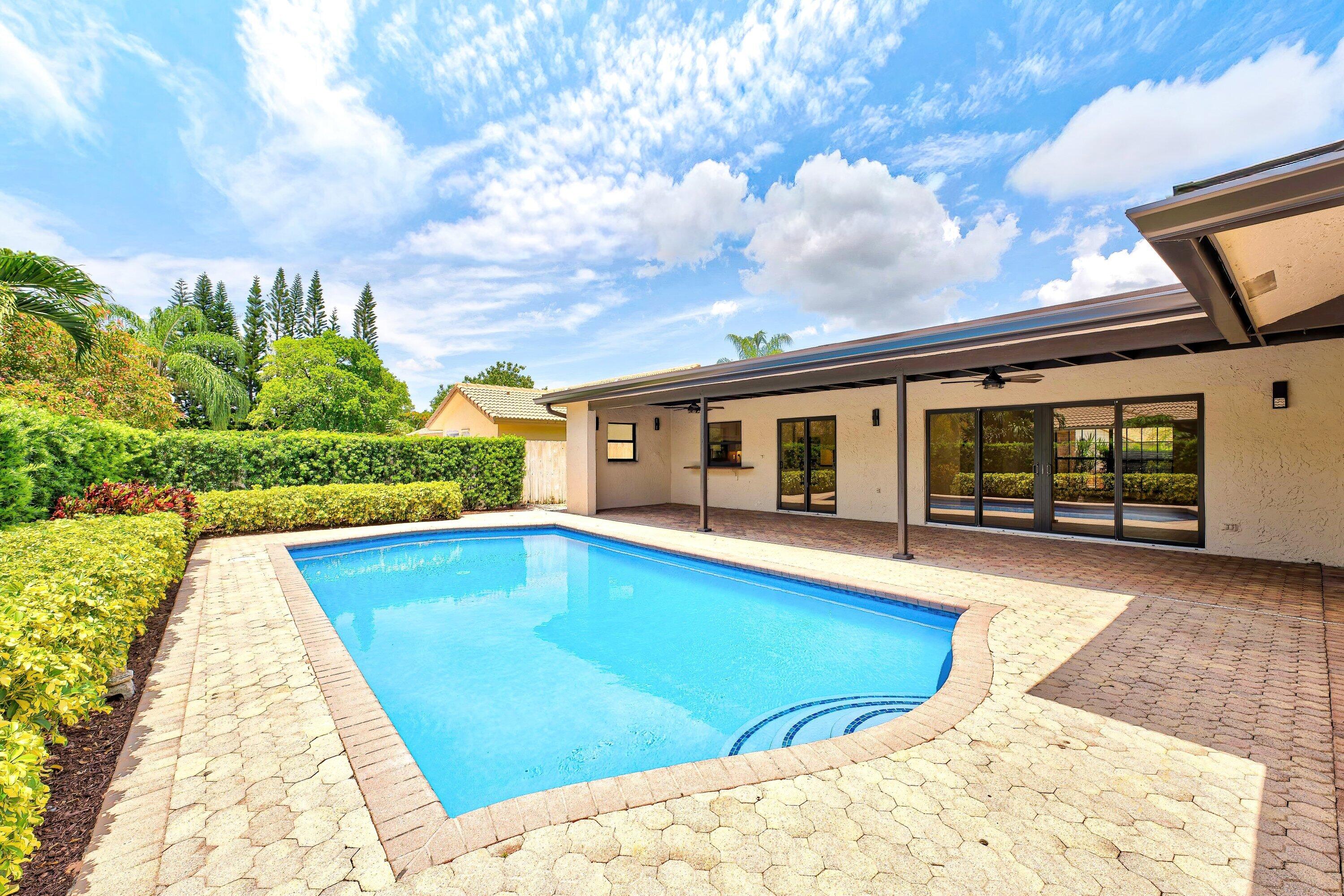 21155 Shady Vista Lane Boca Raton, FL 33428 - Photo 30 of 47 031-21155ShadyVistaLane-BocaRaton-FL-334