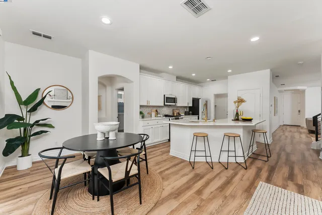 $749,000 | 309 Aspen Court, Roseville, CA 95678