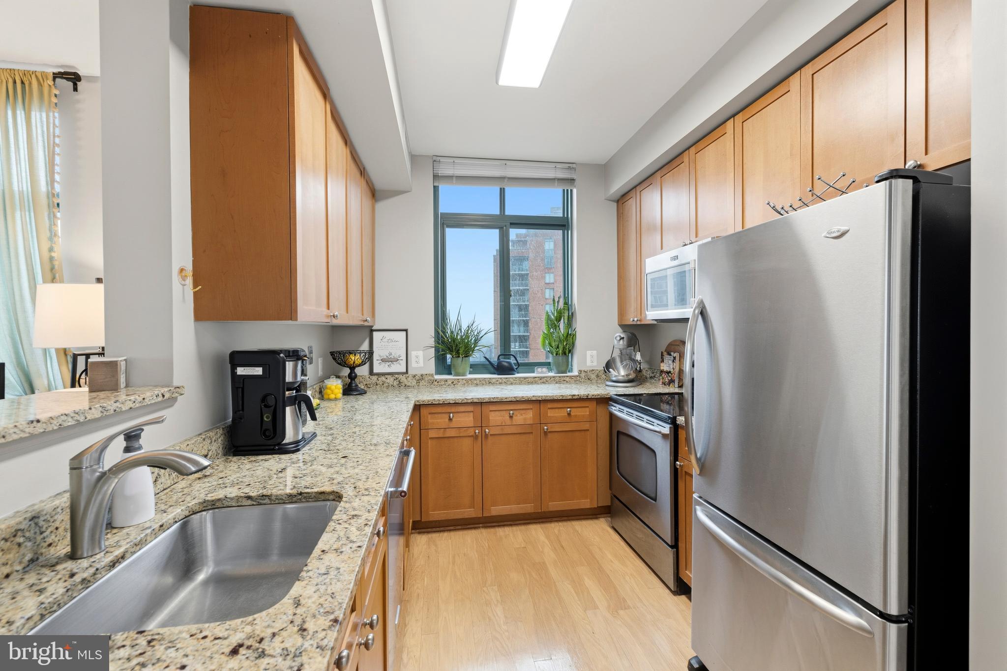 11700 Old Georgetown Road, Unit 910 North Bethesda, MD 20852 - Photo 10 of 36
