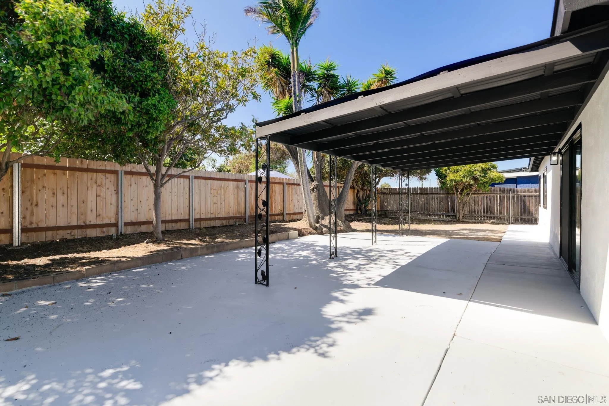 9125 Akard Street Spring Valley, CA 91977 - Photo 12 of 25 a view of a backyard of a house