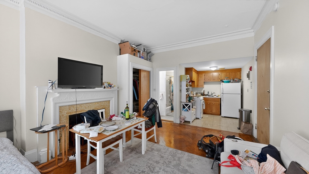 1069 Beacon Street, Unit 2 Brookline, MA 02446 - Photo 6 of 10