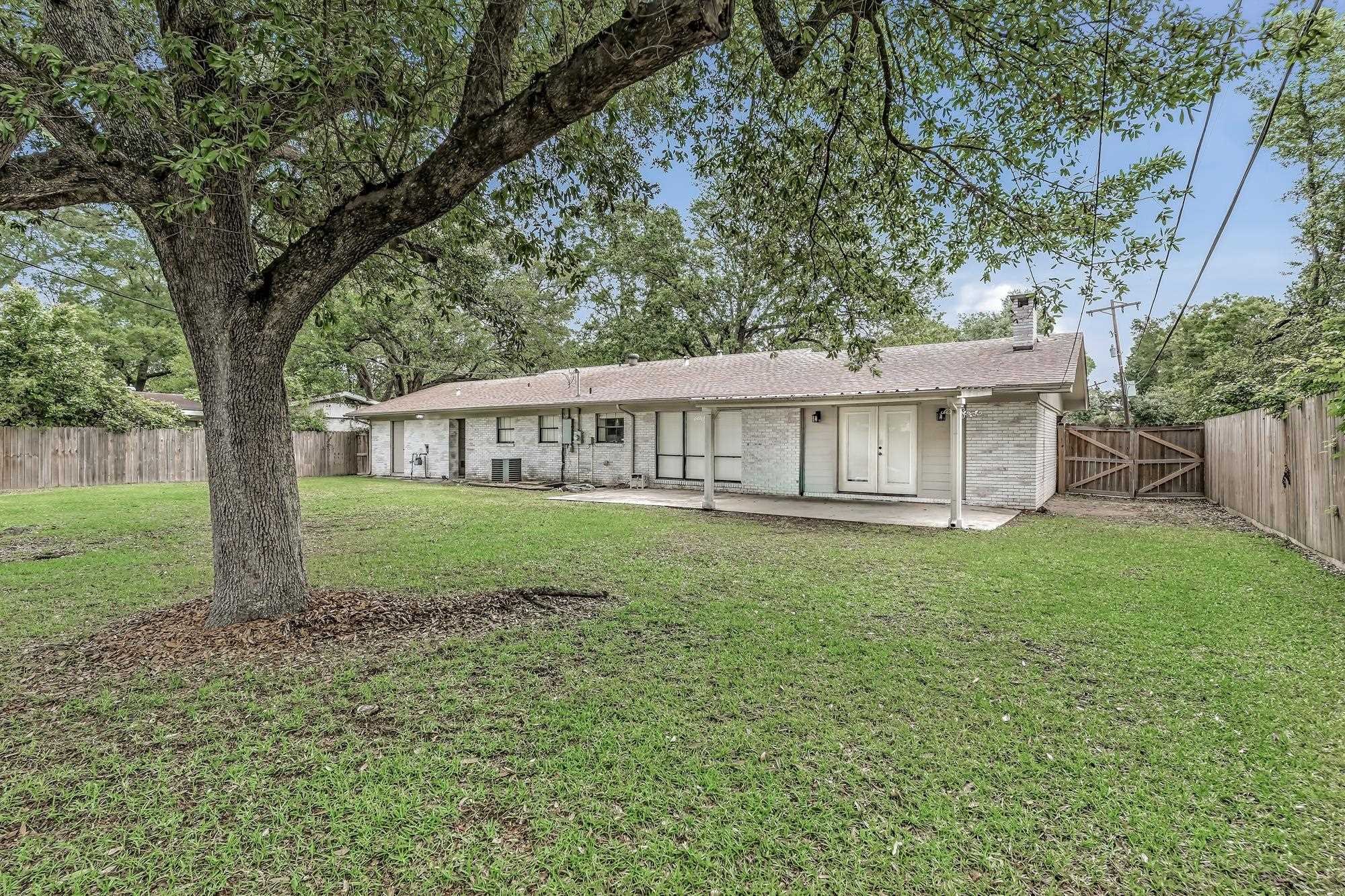 835 Howell Street Beaumont, TX 77706 - Photo 26 of 31