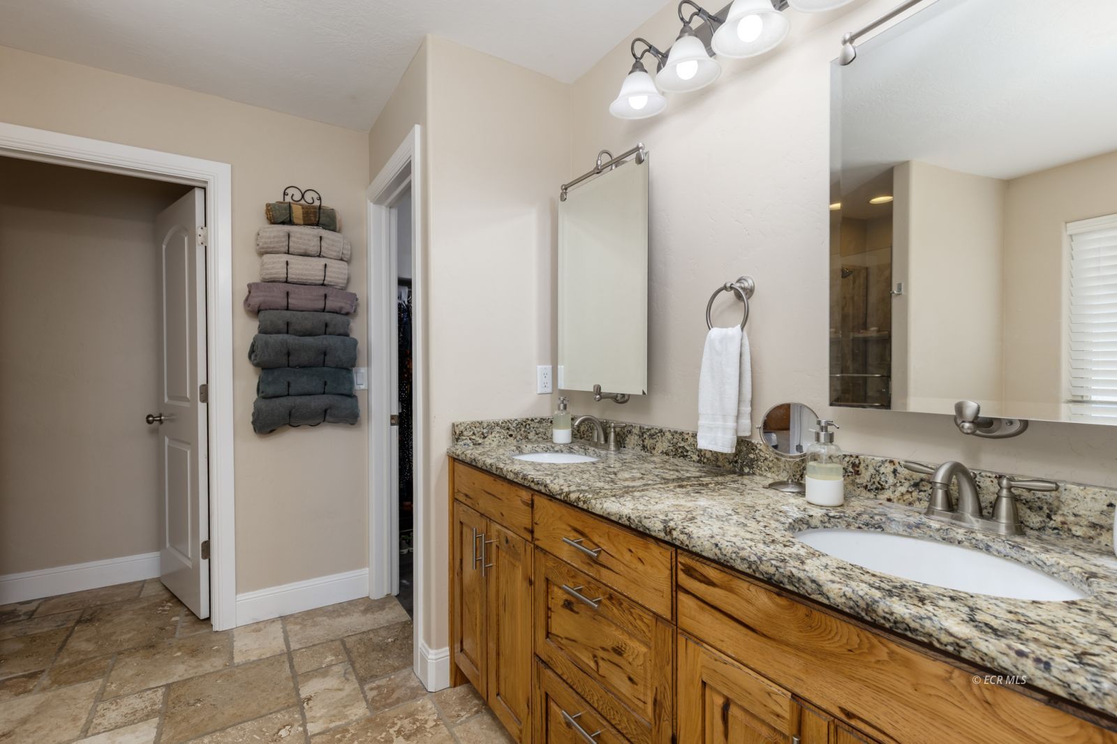 3735 Valley Ridge Avenue Elko, NV 89801 - Photo 12 of 31