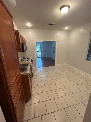 $1,100 | 2400 A P Tureaud Avenue, New Orleans, LA 70119