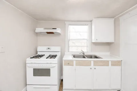 $275,000 | 1433 Scharpe Street, Houston, TX 77023