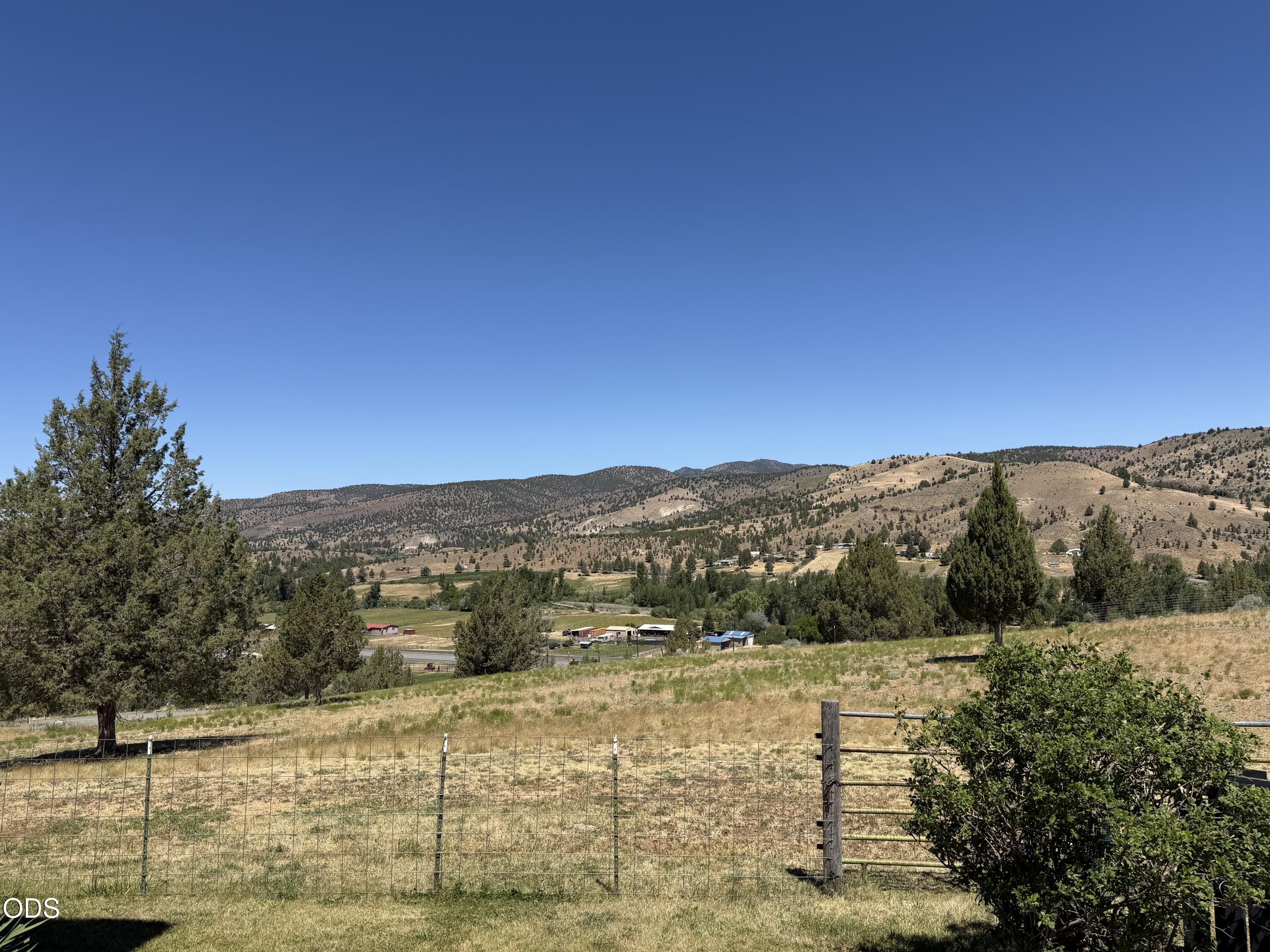 27710 Picnic Creek Road Mount Vernon, OR 97865 - Photo 62 of 82