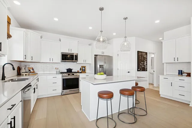 $504,630 | 141 Ridgeview Lane, Elko New Market, MN 55054