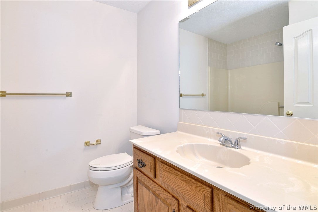 17 Diamond Hill Road Hampton, VA 23666 - Photo 31 of 38 Gallery Image 31