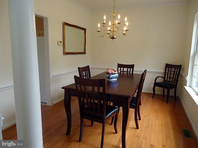 6131 Deer Ridge Trail Springfield, VA 22150 - Photo 1 of 24 Dining Room