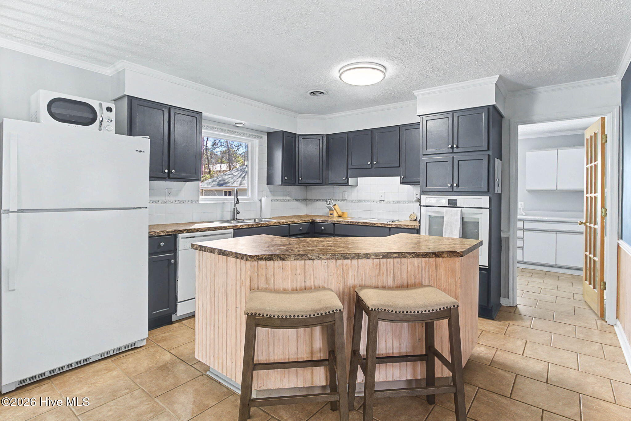 244 Inman Lake Road Whiteville, NC 28472 - Photo 16 of 44 With Island/Bar Seating