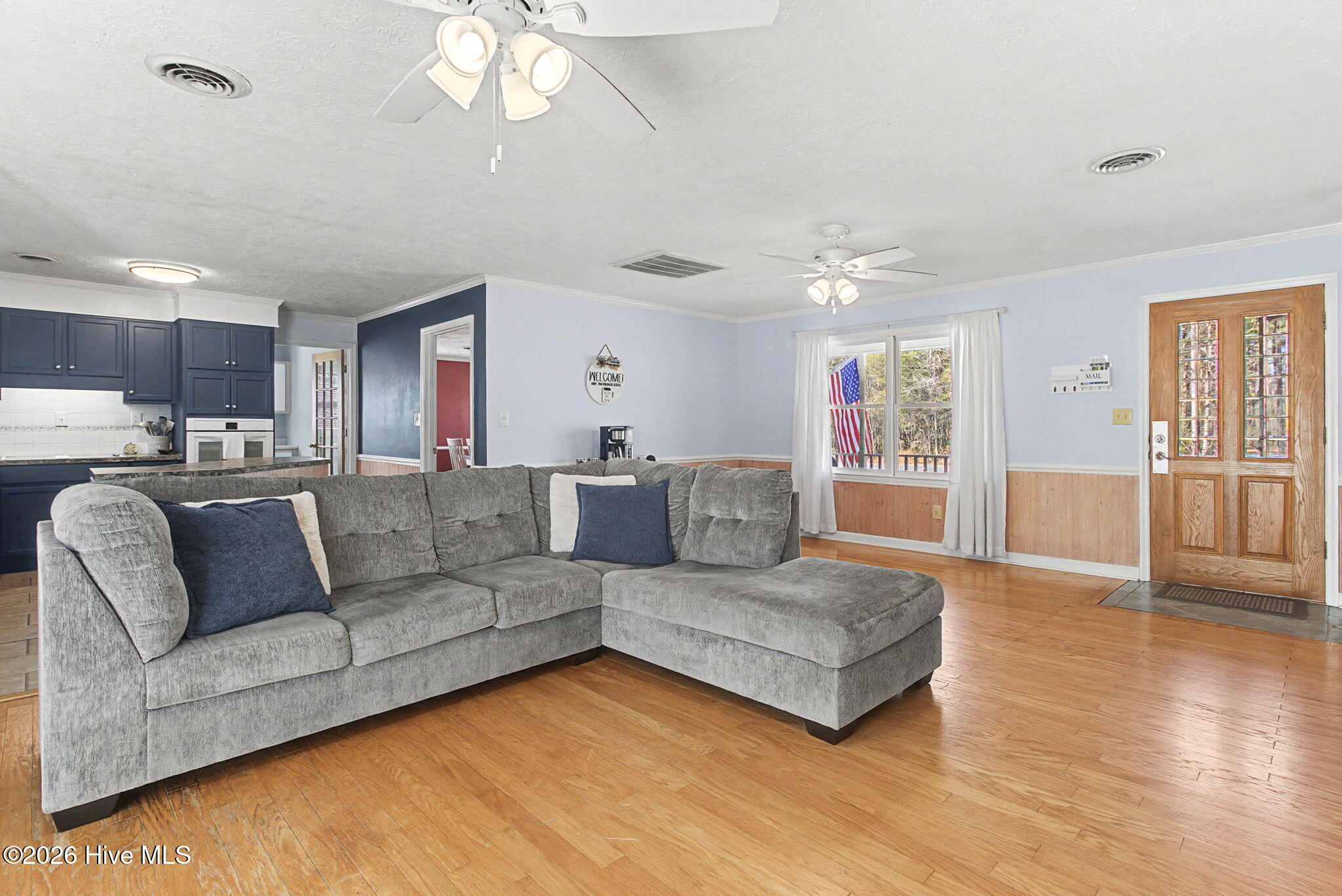 244 Inman Lake Road Whiteville, NC 28472 - Photo 6 of 44 Family Room