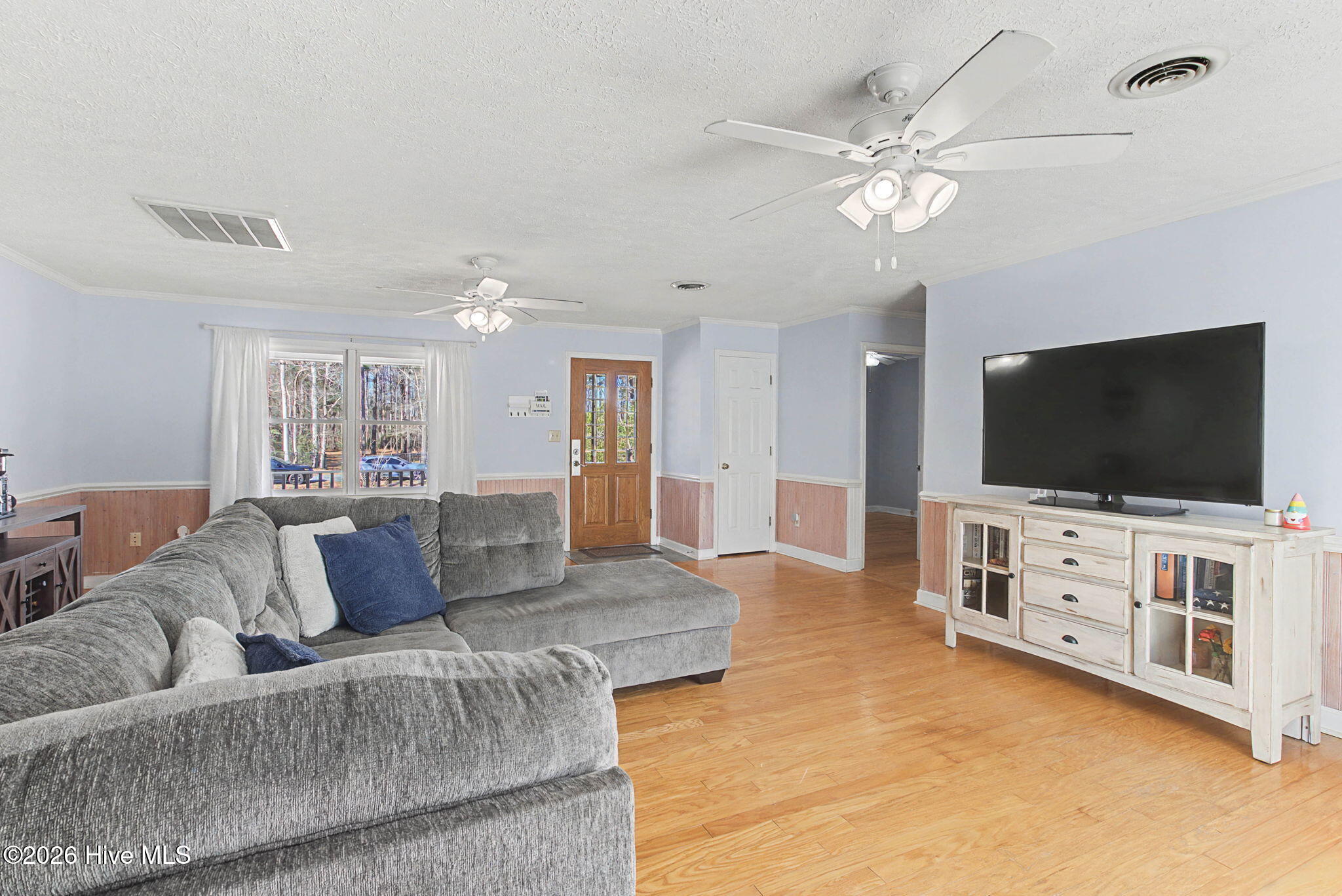 244 Inman Lake Road Whiteville, NC 28472 - Photo 8 of 44 Family Room