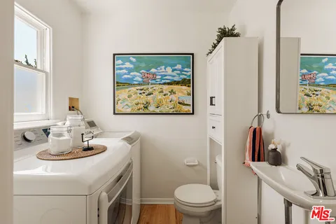 $1,295,000 | 6546 West 85th Street, Los Angeles, CA 90045