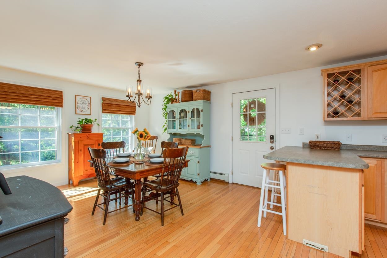 2 Stratton Lane Raymond, NH 03077 - Photo 16 of 40