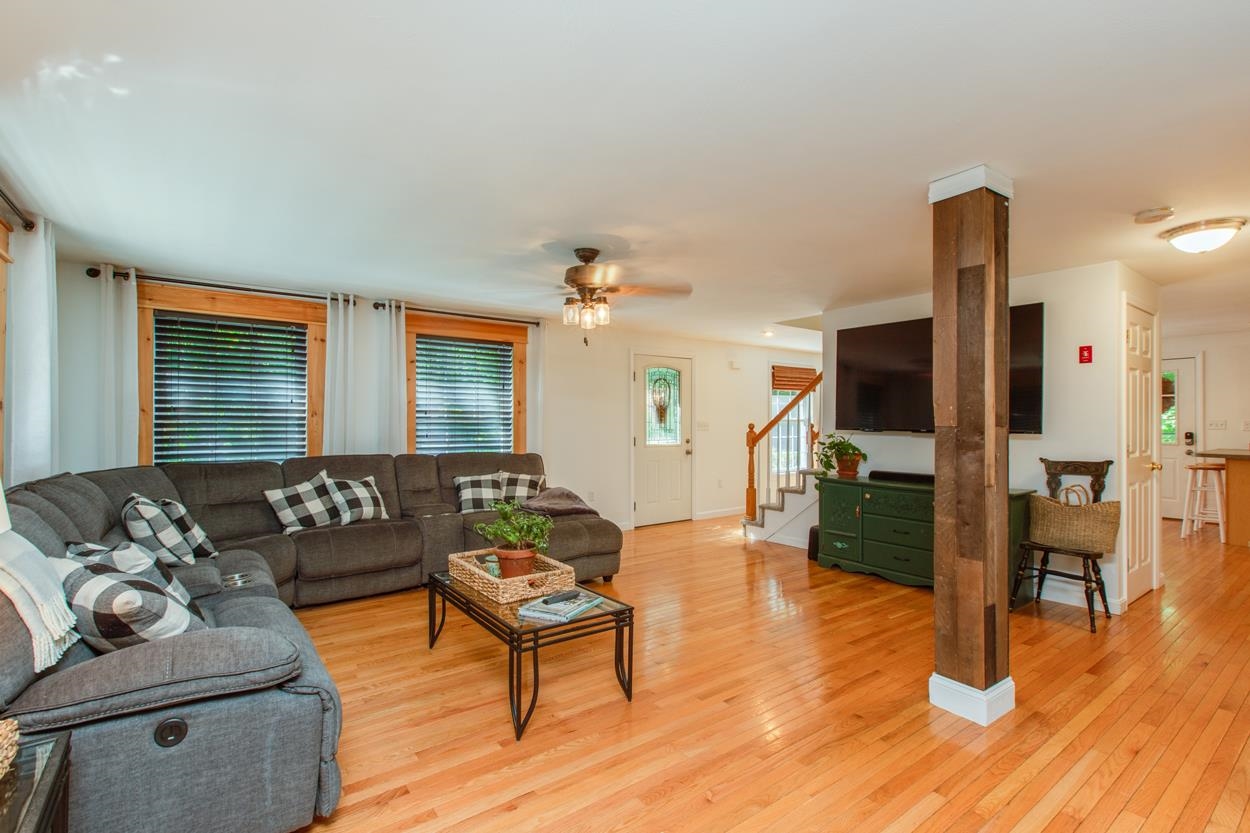2 Stratton Lane Raymond, NH 03077 - Photo 22 of 40