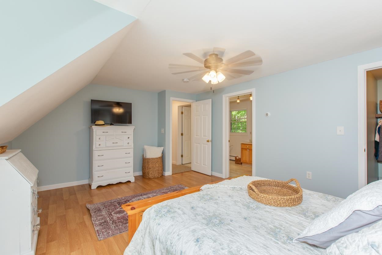 2 Stratton Lane Raymond, NH 03077 - Photo 29 of 40