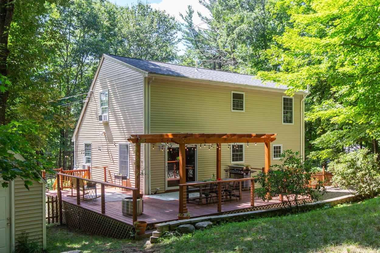 2 Stratton Lane Raymond, NH 03077 - Photo 7 of 40