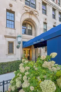 $550,000 | 3750 North Lake Shore Drive, Unit 6C, Chicago, IL 60613