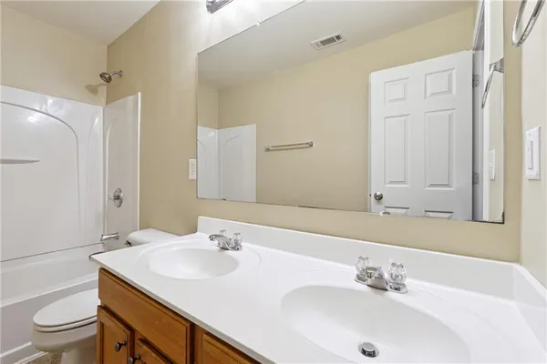 $2,700 | 3050 A Centerglen Lane, Cumming, GA 30040