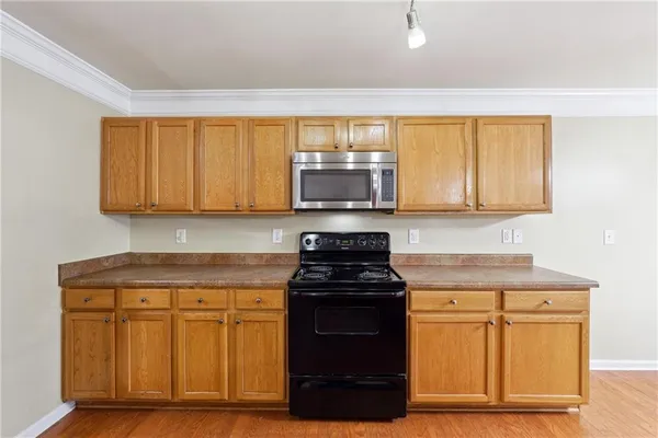 $2,700 | 3050 A Centerglen Lane, Cumming, GA 30040