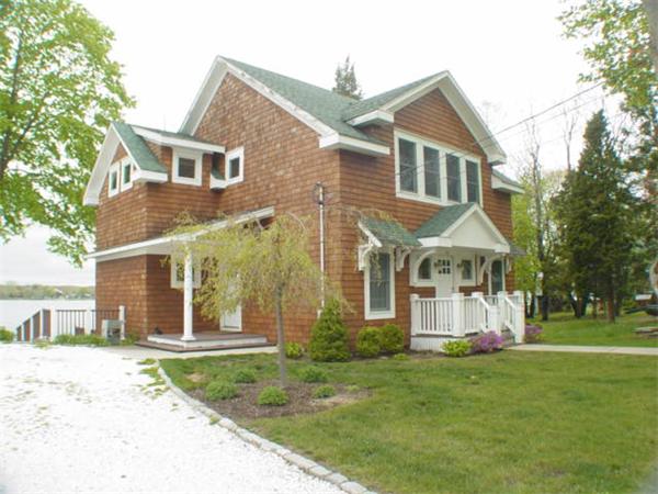 40 Riverside Drive Berkley, MA 02779 - Photo 2 of 30 Gallery Image 2