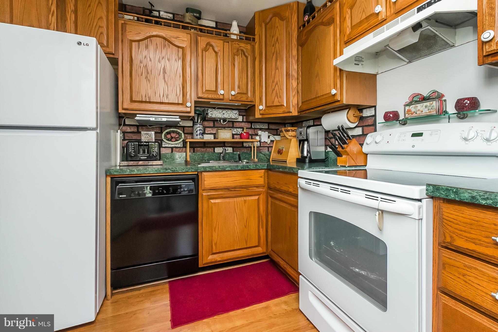 2 Colleton Court Baltimore, MD 21236 - Photo 8 of 21 Kitchen