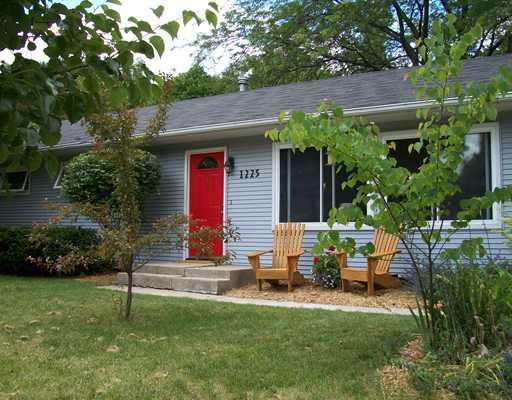 1225 Bending Road Ann Arbor, MI 48103 - Photo 2 of 25 Photo 2