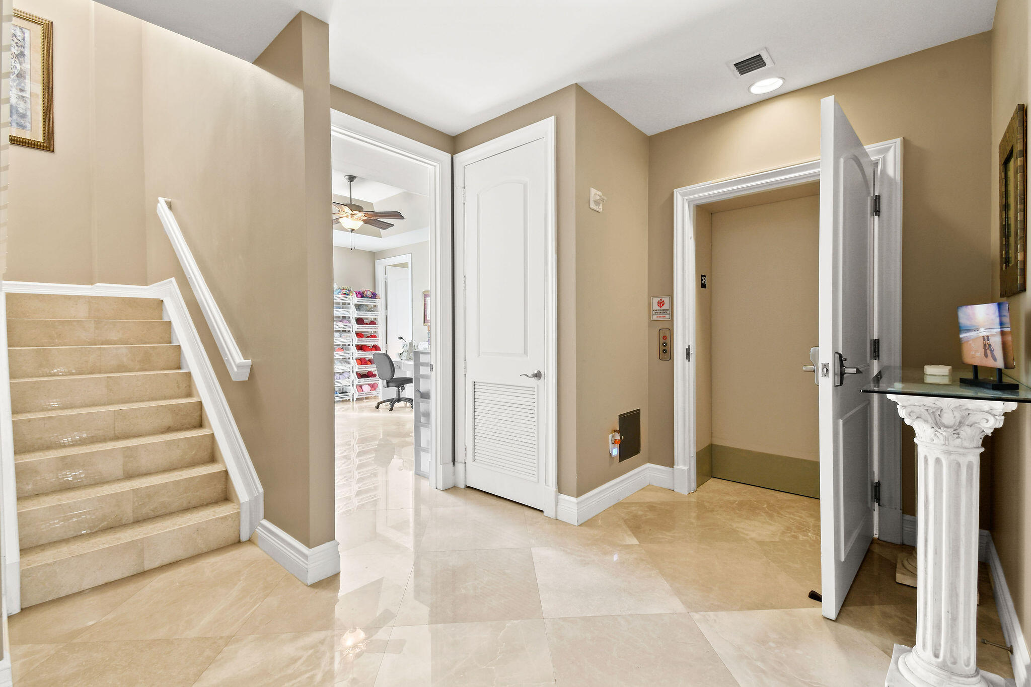 4600 North Ocean Drive, Unit 405 Singer Island, FL 33404 - Photo 18 of 66 4600NOceanDr#405_36