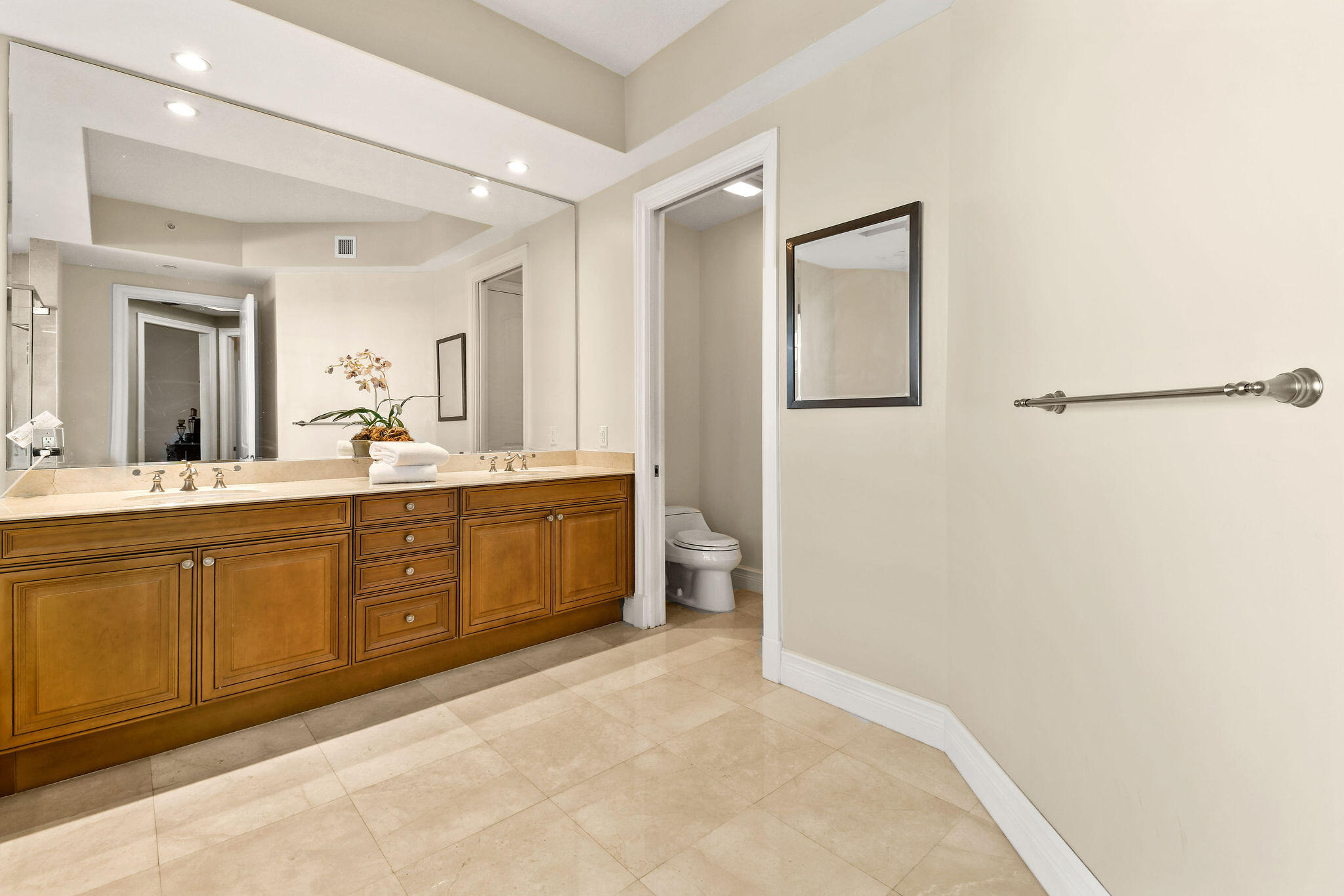 4600 North Ocean Drive, Unit 405 Singer Island, FL 33404 - Photo 21 of 66 4600NOceanDr#405_41