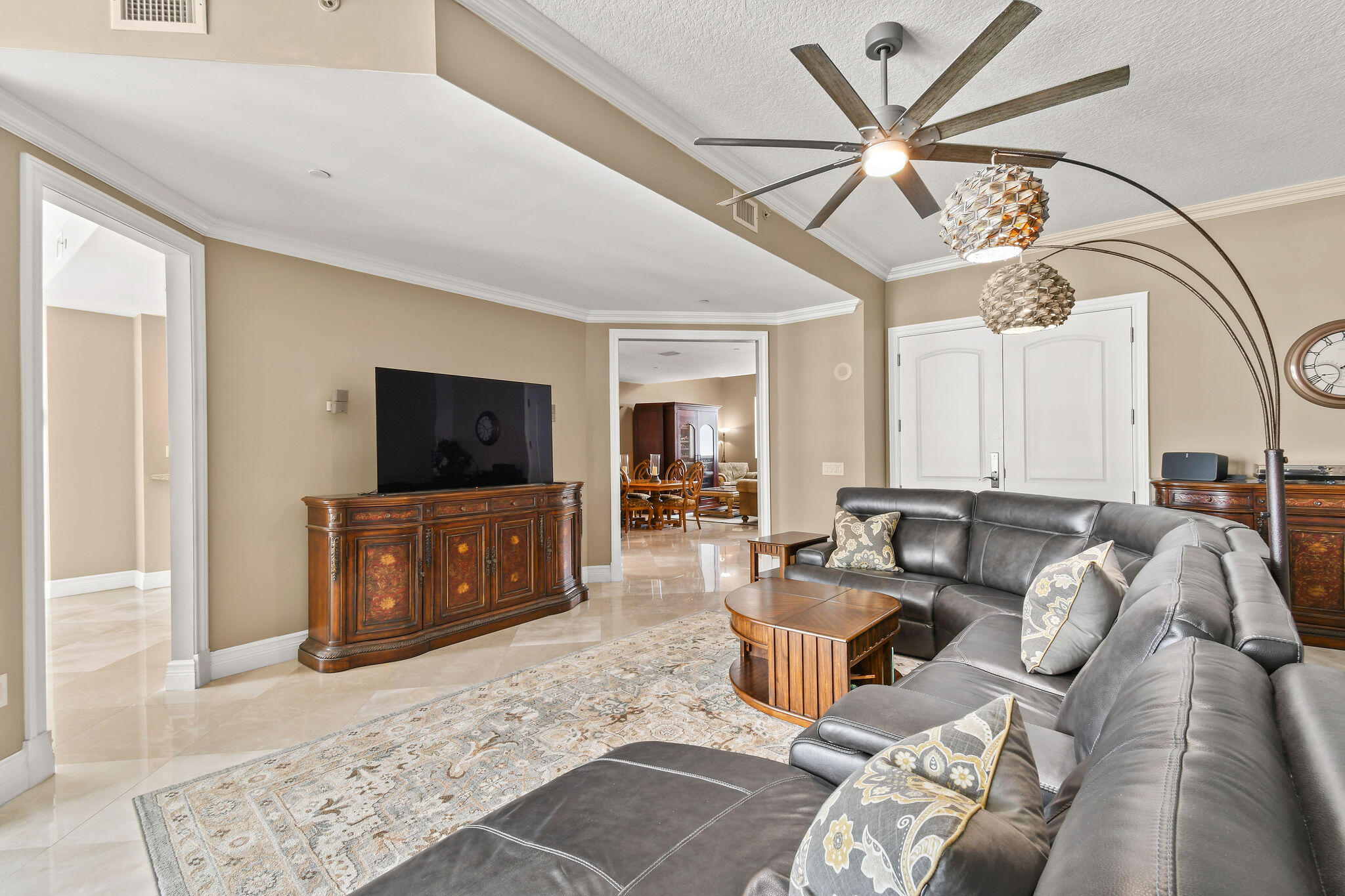 4600 North Ocean Drive, Unit 405 Singer Island, FL 33404 - Photo 7 of 66 4600NOceanDr#405_06