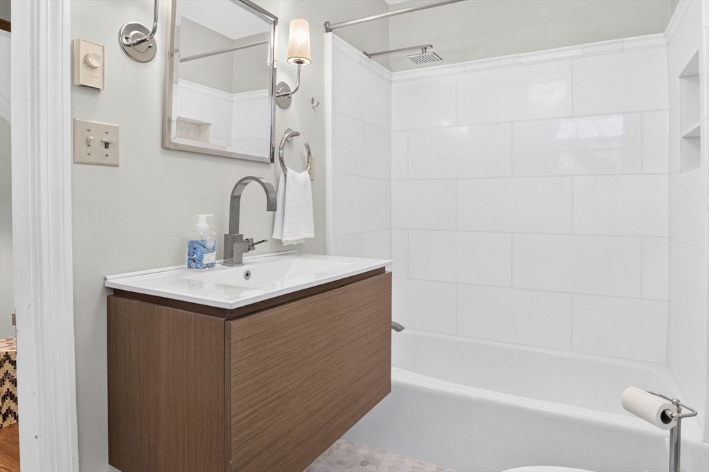 30 R Morses Pond Road Wellesley, MA 01760 - Photo 12 of 23