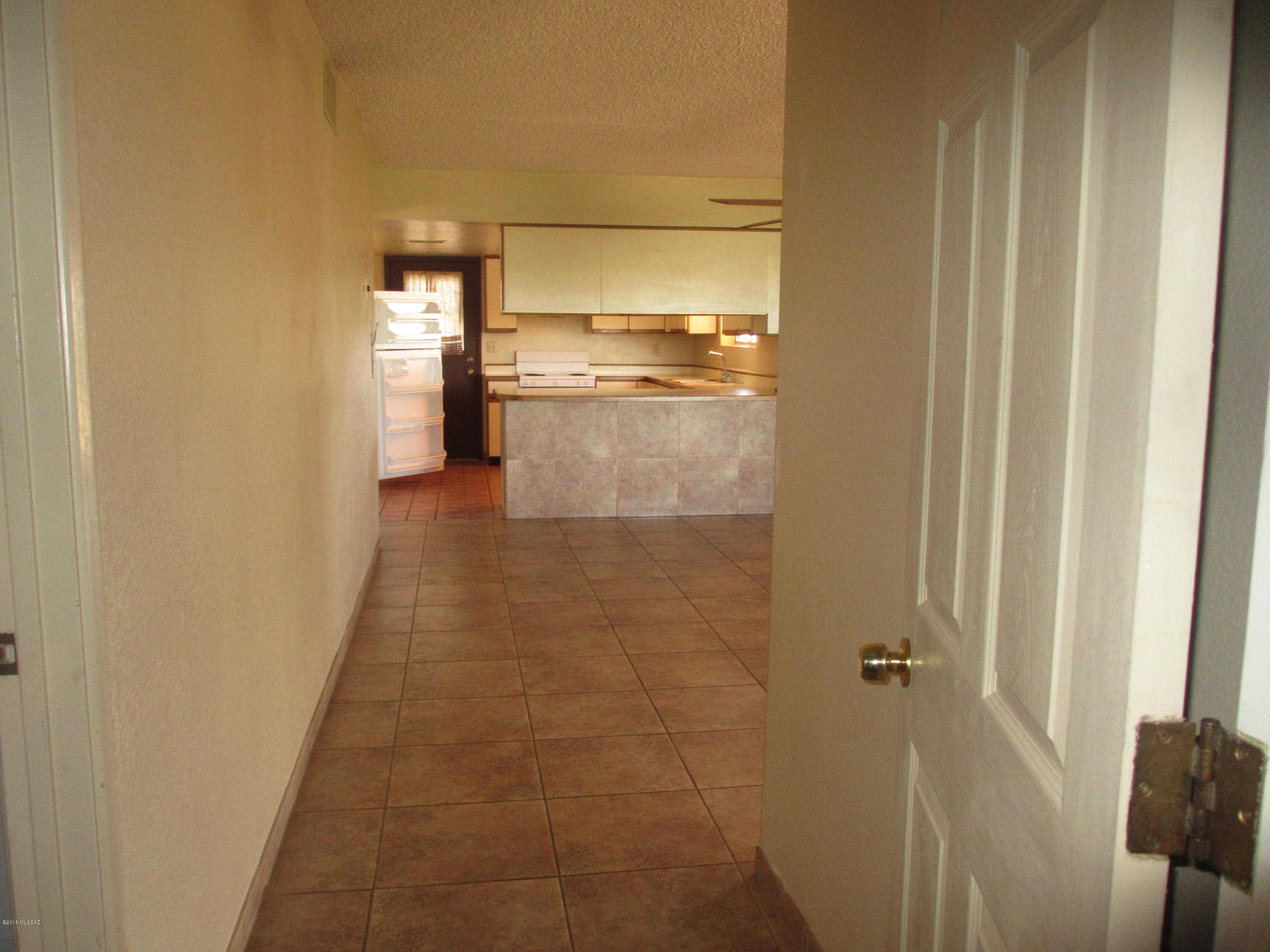 1248 Circulo Aguilar Rio Rico, AZ 85648 - Photo 17 of 41