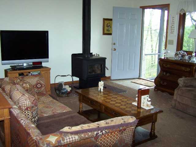 4360 Raccoon Valley Road Alexandria, OH 43001 - Photo 3 of 10 Gallery Image 3