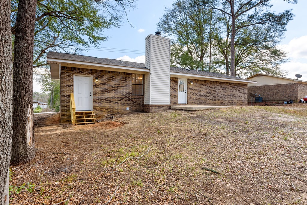 1451 Shellfield Road Enterprise, AL 36330 - Photo 5 of 34