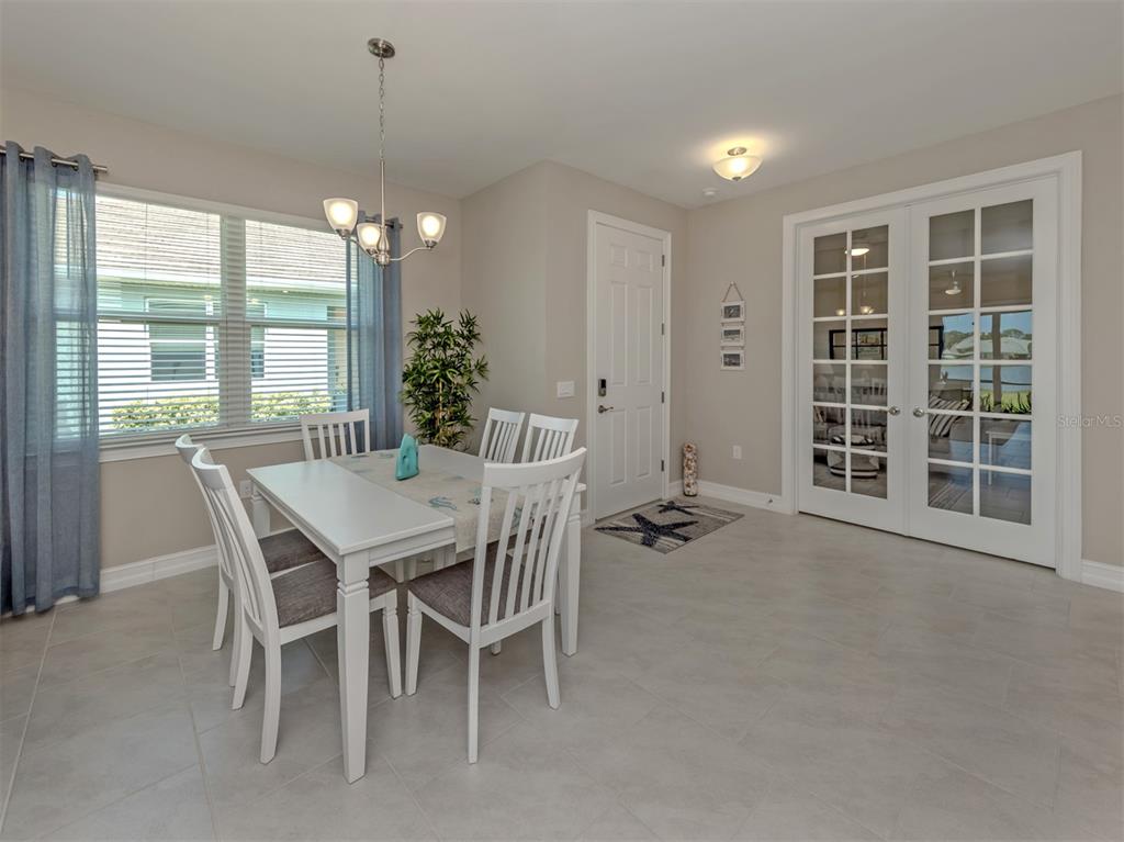 749 Ibiza Loop Venice, FL 34292 - Photo 4 of 61