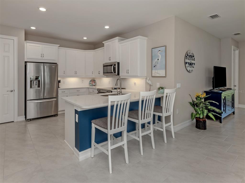 749 Ibiza Loop Venice, FL 34292 - Photo 5 of 61