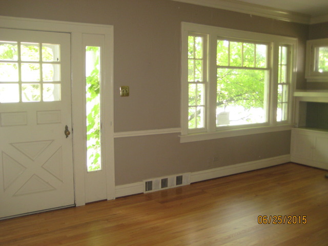 132 North Delaplaine Road Riverside, IL 60546 - Photo 4 of 12