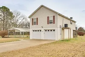 a view of a house with a outdoor space