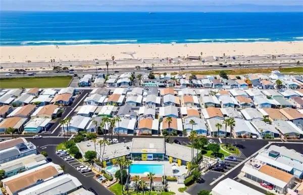 $129,900 | 21851 Newland Street, Unit 244, Huntington Beach, CA 92646